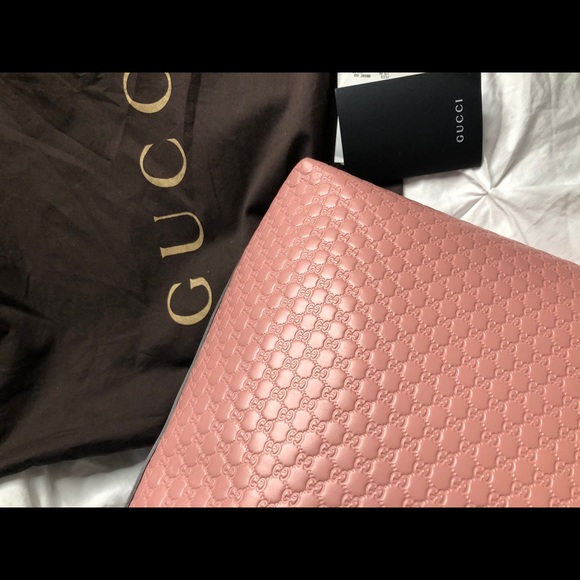 Pink Gucci Purse - Picture 7 of 8